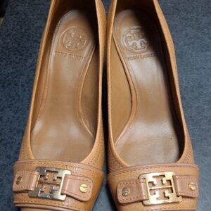 Tory Burch women size 250